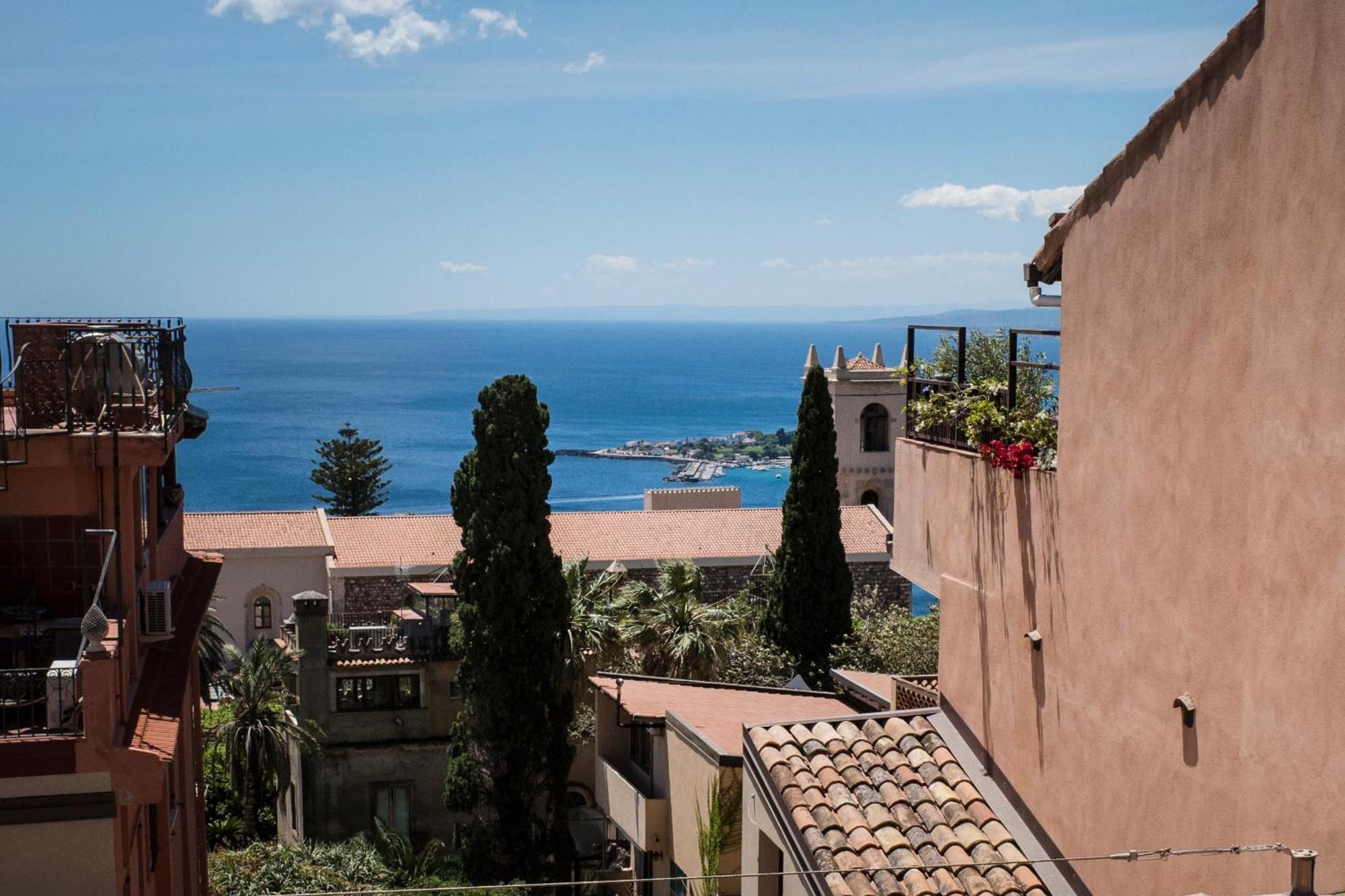 Leilighet Salita Ciampoli - Attico Sul Corso Taormina
